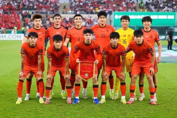 面对强队怎么打比赛